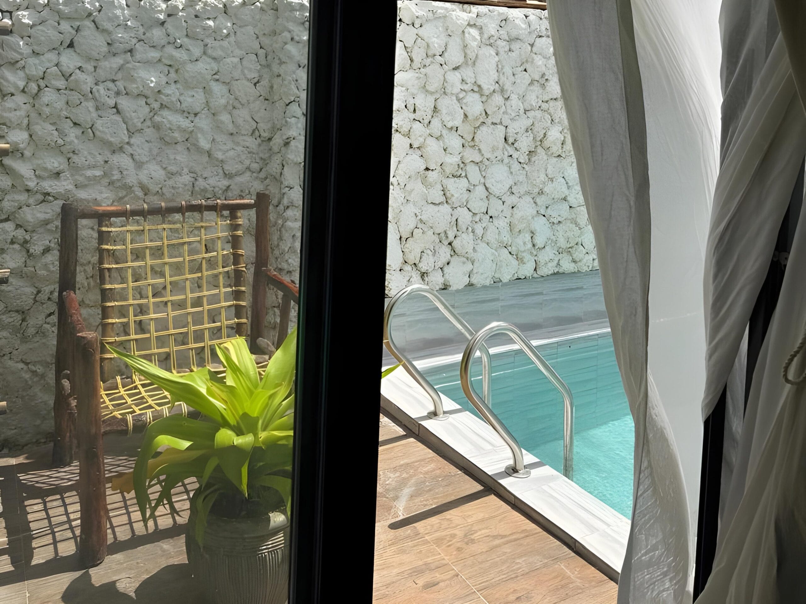Superior Room with king-size bed and blue accents at ÔTALIA Hotel & Spav