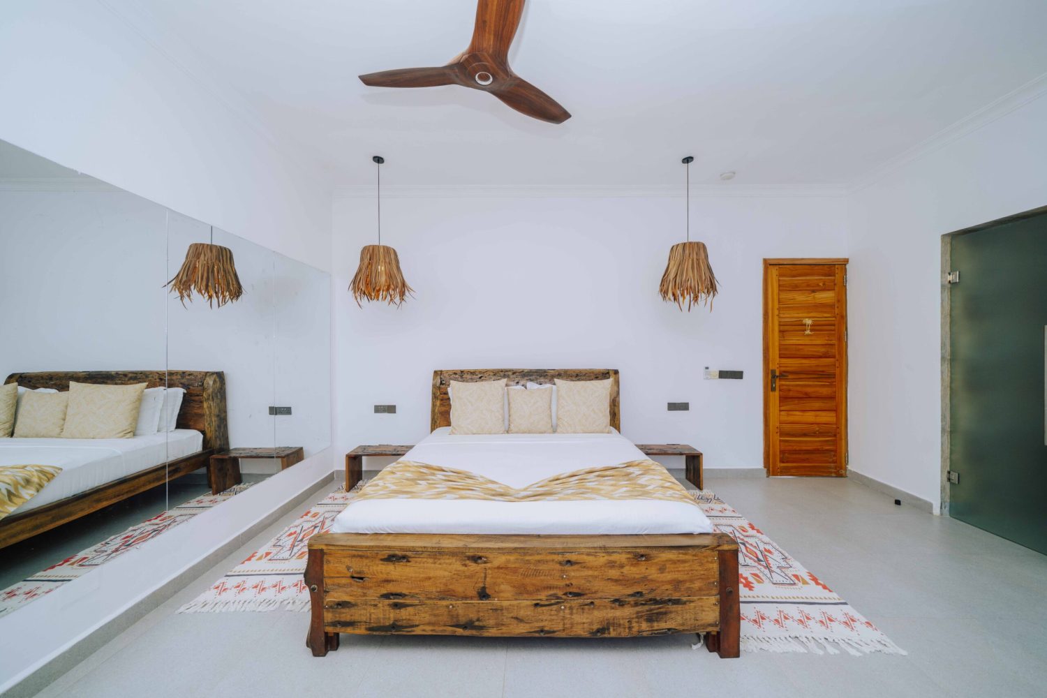 10 Deluxe Room – King Bed -Ô TALIA HÔTEL2